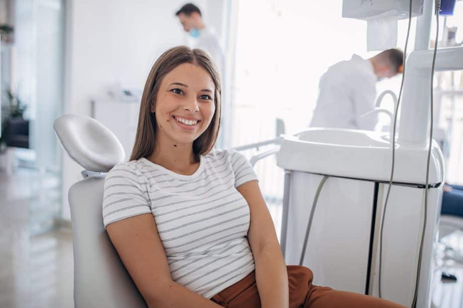 How Does Teeth Whitening Work in a Dental Office?